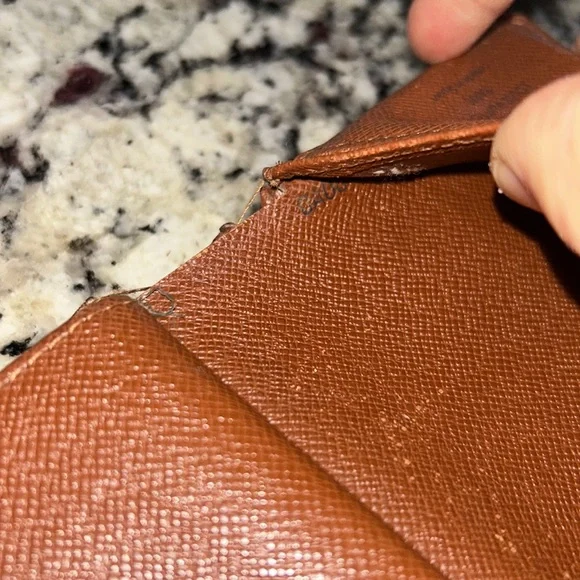 LV Monogram Kisslock Wallet - Picture 13 of 16